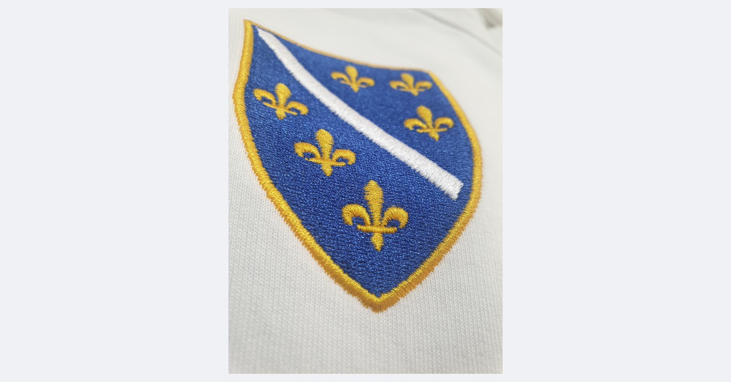 Kinder Polo Shirt mit Stickerei – Premium Qualität | 100% Baumwolle | Handmade | Viele Farben & Größen – Bild 2